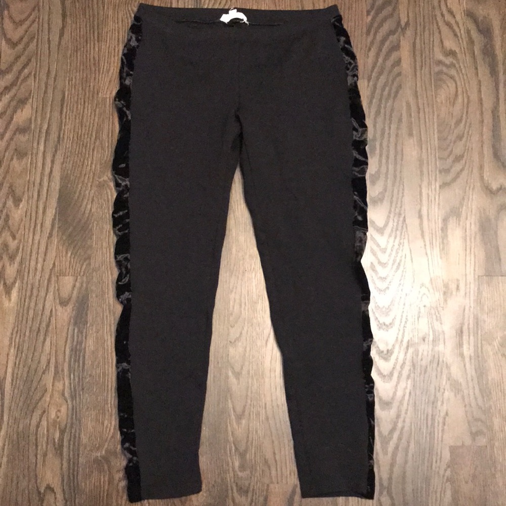 Black Socialite Leggings